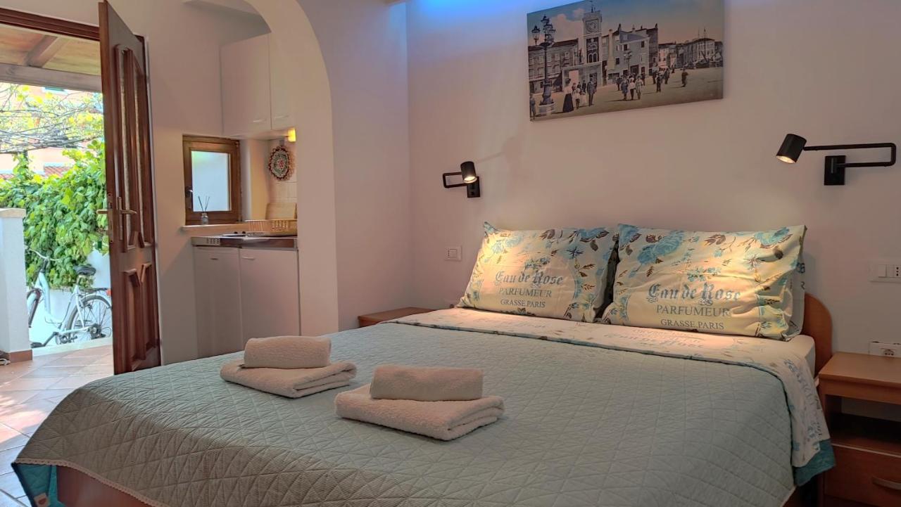 Apartments Kiwi Ровінь Екстер'єр фото